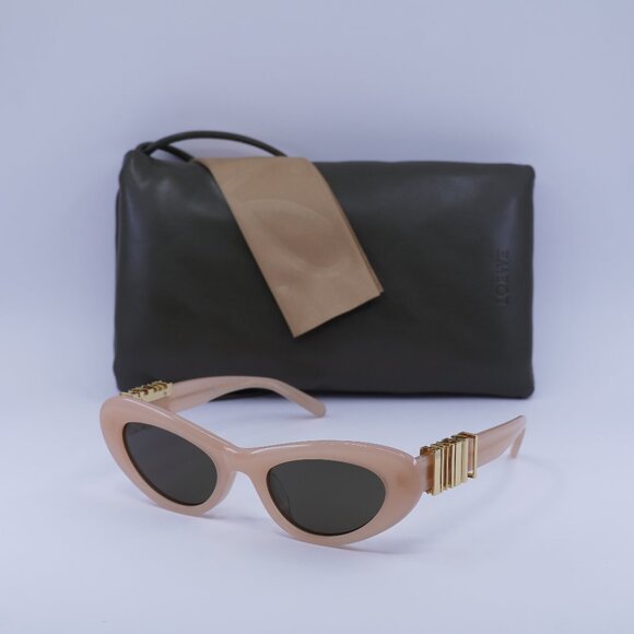Loewe LW40156U 72E Cat Eye Sunglasses – Pink\Brown - Picture 1 of 10